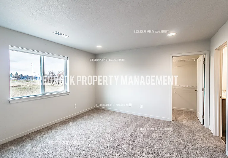 201 S Woodlawn Ln — Photo 12