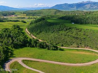 1 Strawberry Hills Dr, Thayne, WY 83127