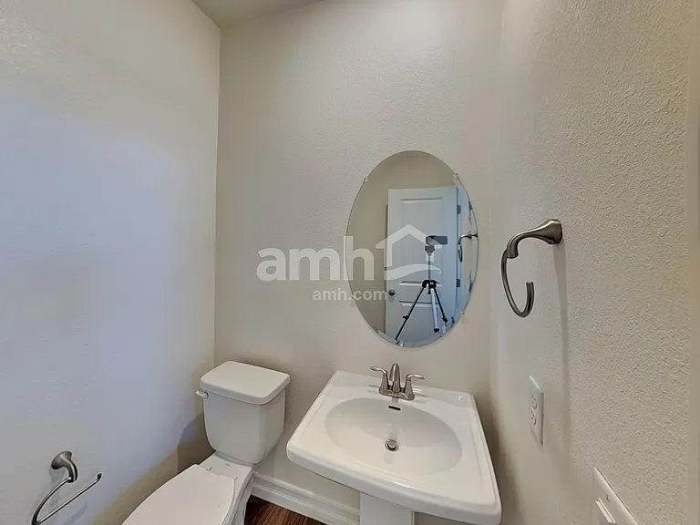 5824 Petronius St — Photo 10