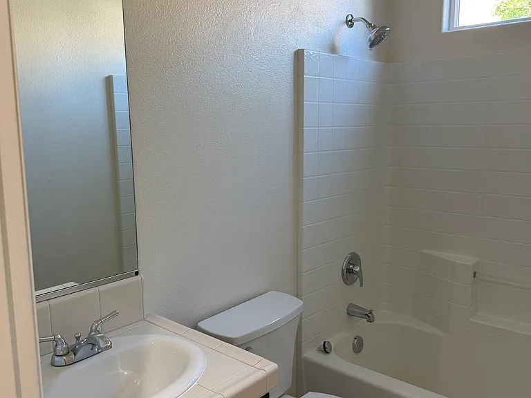 1774 W Burgundy Way — Photo 6