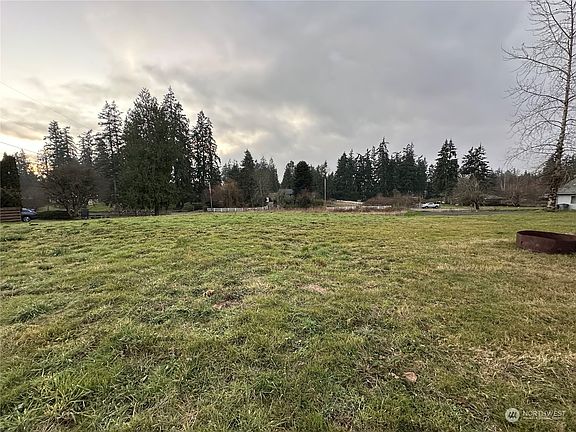 5th image of 3319 114th Avenue E