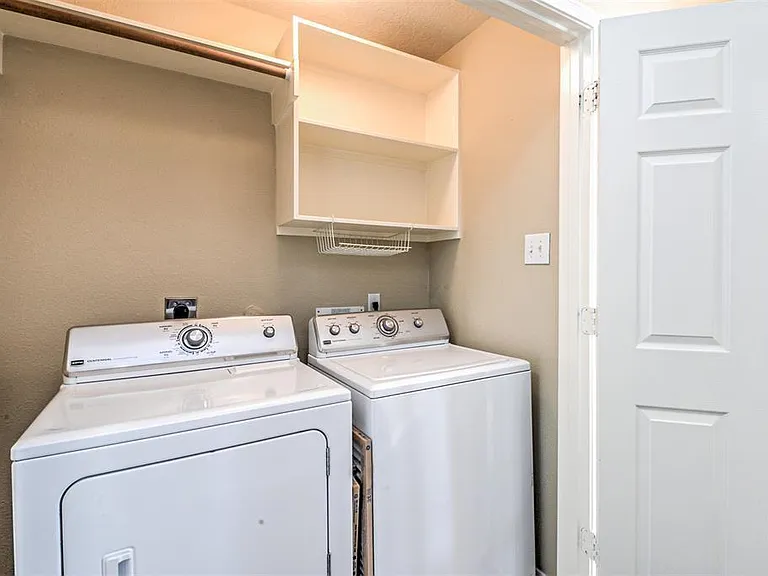 4634 Arbor Ln — Photo 12