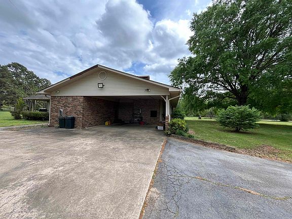 3rd image of 200 Higden Rd