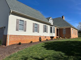 1101 Greenside Ct, Forest, VA 24551