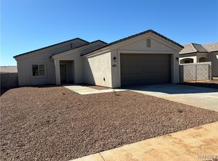 3318 E Farm Crest Ave, Kingman, AZ 86409