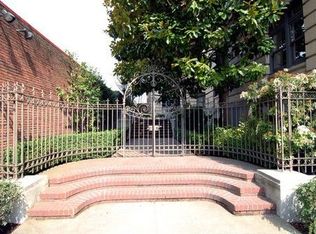 2141 NW Davis St APT 301, Portland, OR 97210