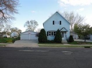 81 Center St N, Fond Du Lac, WI 54937