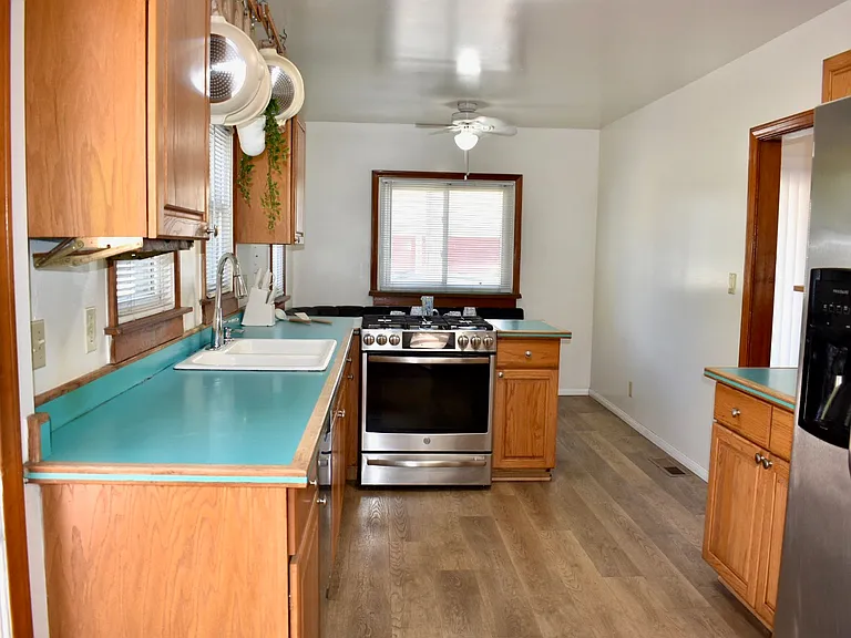 1030 W Redwood St #1 — Photo 5