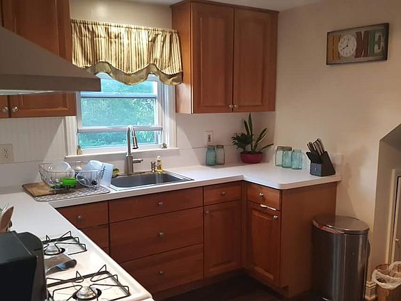 2nd image of 800 Washington Ave