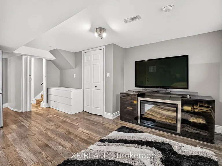 6450 Caledonia St — Photo 4