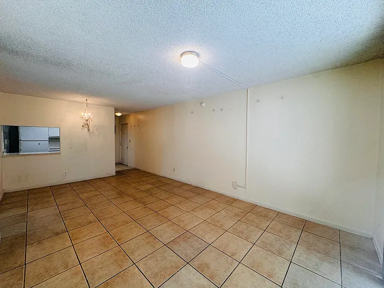 1900 N Congress Ave #107 — Photo 6