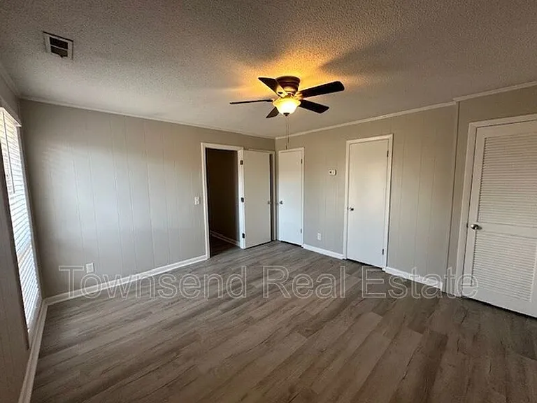 5850 E Century Oaks Dr — Photo 7