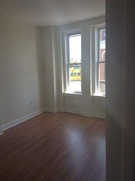 2nd image of 479 Bergen Ave #2