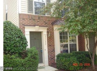 46952 Courtyard Sq, Leesburg, VA 20164