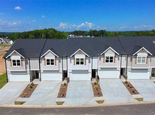 6385 Pine Station Dr, Lula, GA 30554