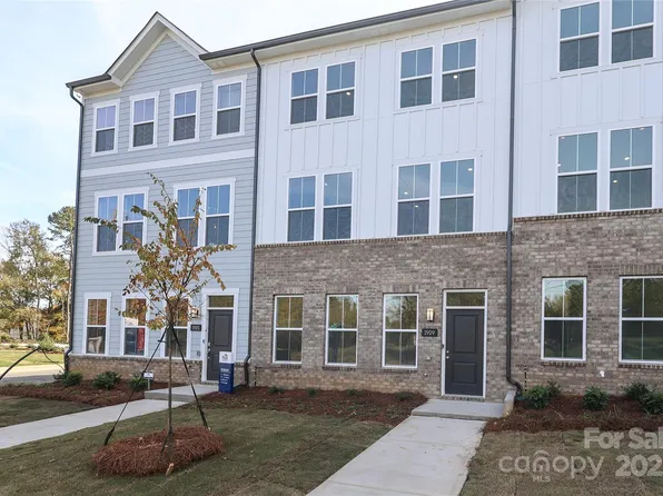 5004 Rill Ct #37, Charlotte, NC 28262