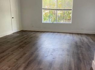 6805 Abbott Ave APT 7, Miami Beach, FL 33141