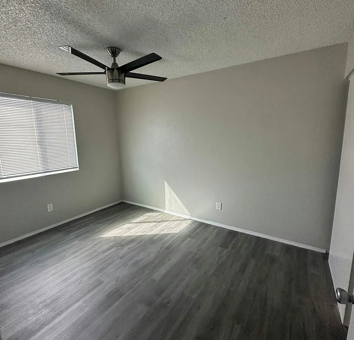 7156 North 66th Drive, Unit 102 — Photo 4
