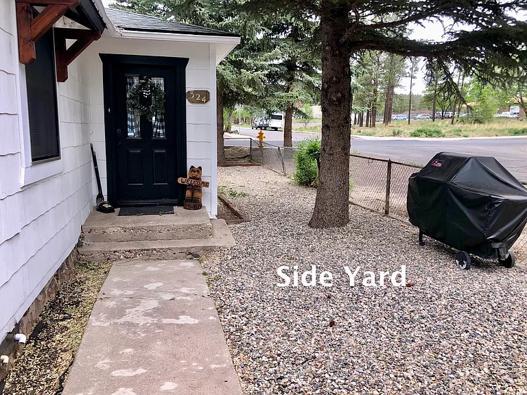 324 N Bonito St — Photo 20