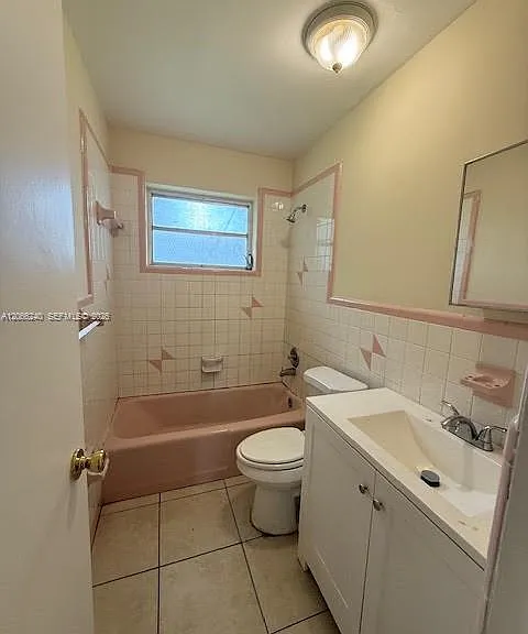 151 NW 164th St #2 — Photo 7
