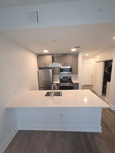 Floor plan 403