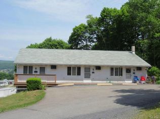227 Fairview St, Lehighton, PA 18235