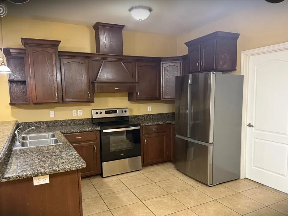 1309 W Kiwi Ave #2