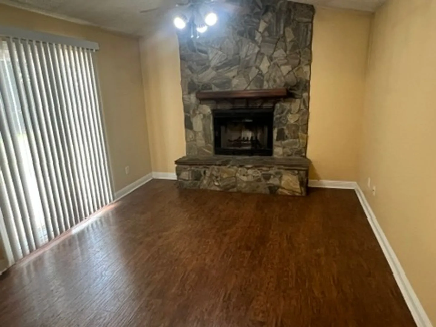 3BR/2BA with a Treehouse — Photo 4