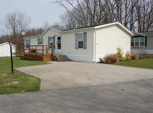 8215 Timberwood Ln, Erie, PA