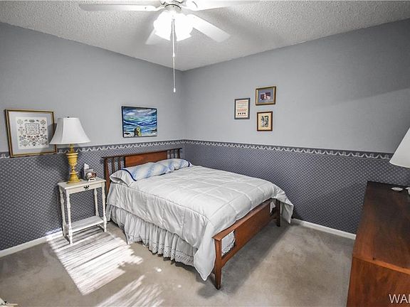 5th image of 1000 Lakeside Pl