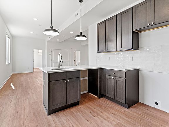 4th image of 1630 N 20th St #4