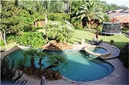 2nd image of 2409 Taylor Ln
