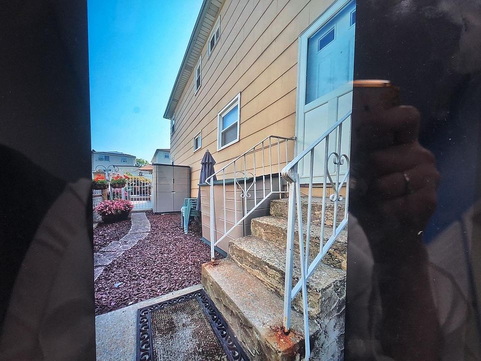 2nd image of 443 Melba St