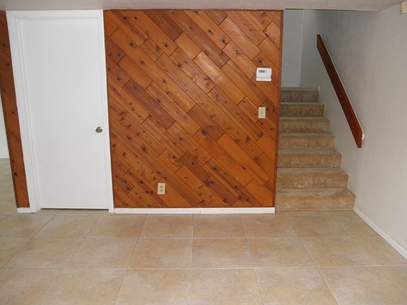 5th image of 3787 Victoria Dr