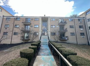 400 Glendale Rd #B-33, Havertown, PA 19083