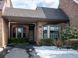 86 Southgate Cir, Massapequa Park, NY 11762