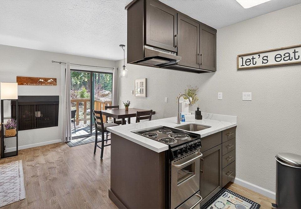 1st image of 1300 Regency Way #28