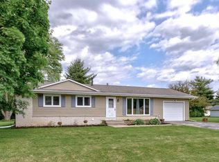 1250 Tammy Rd, Oshkosh, WI 54904
