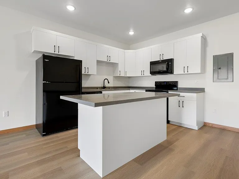 Archer Flats — Photo 12