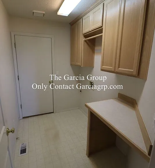 8955 SW Iowa Dr — Photo 47