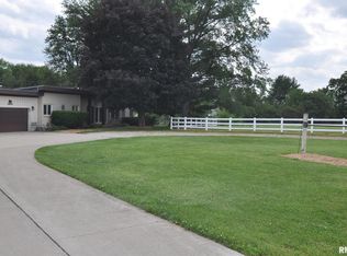 18616 35th Ave N, East Moline, IL 61244