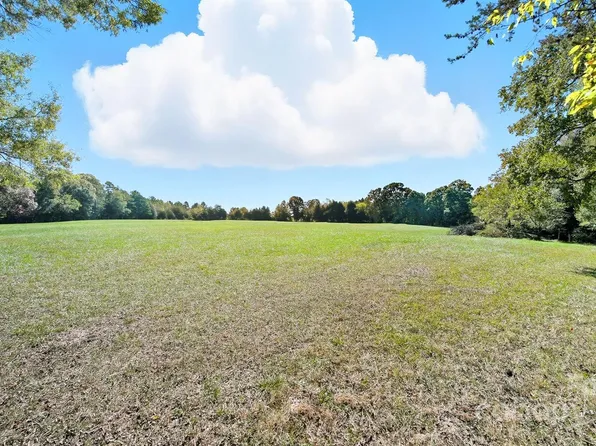 2743 Water Plant Rd, Maiden, NC 28650