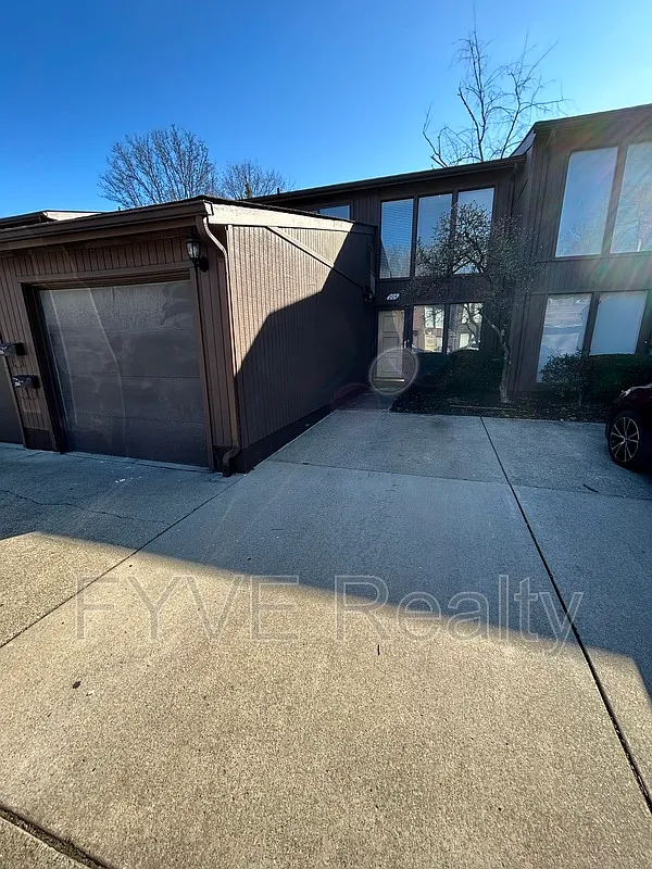 5590 Barton Rd Unit 204 photo 1