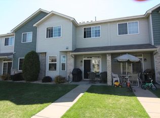 135 Stallion Ln, Lino Lakes, MN 55014