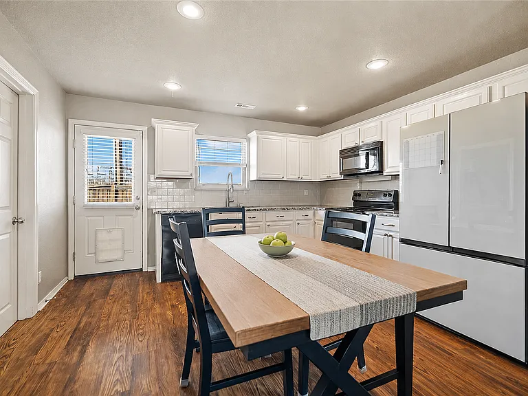 5406 Monaco Ln — Photo 10