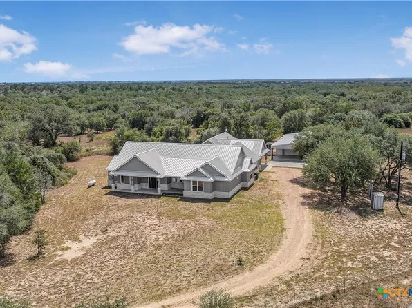489 County Road 383, Hallettsville, TX 77964