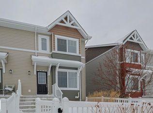 Caernarvon Keep, Edmonton, AB T5X 0H2