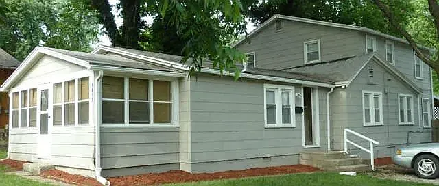 5 bed, 1925 sqft, $2,009 — Photo 2