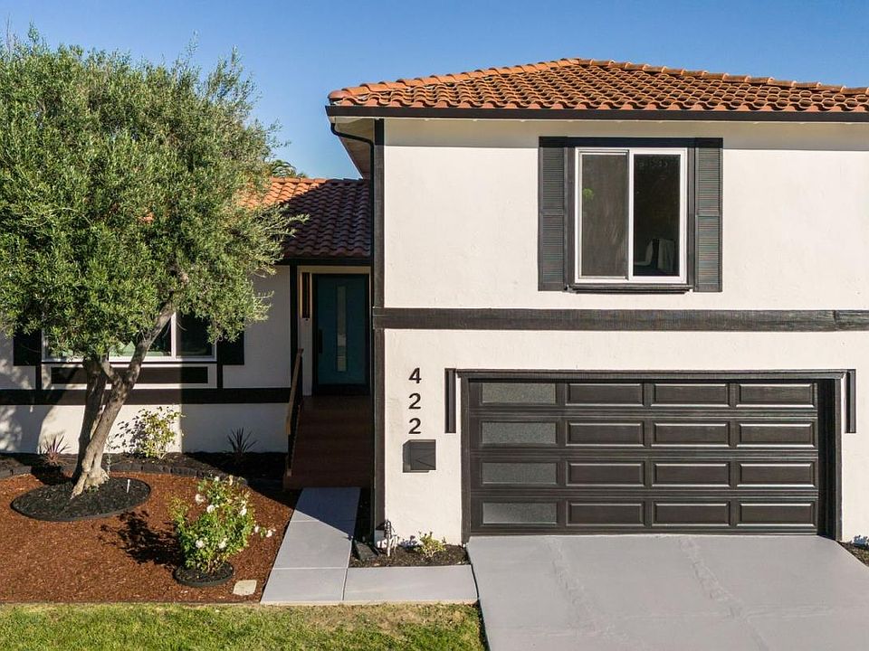 1st image of 422 Liquidambar Way