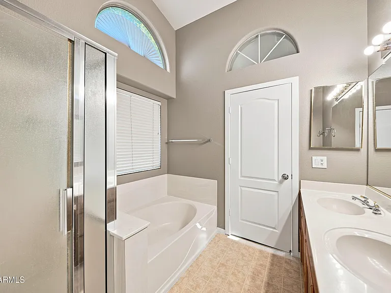 6421 W Wahalla Ln — Photo 15